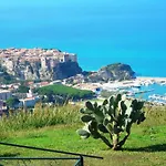 A View 2 Sea Apartment Parghelia