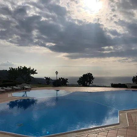 Lägenhet A View 2 Sea Parghelia