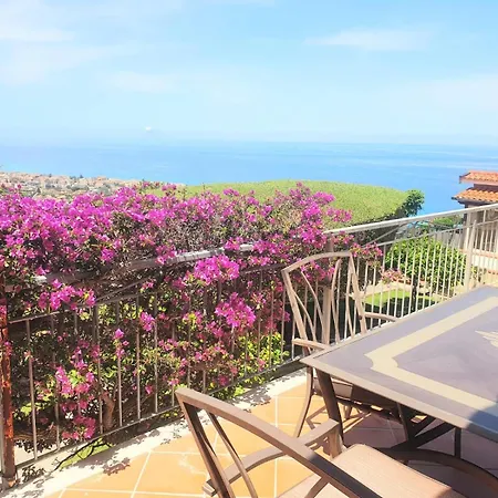 Lägenhet A View 2 Sea Parghelia